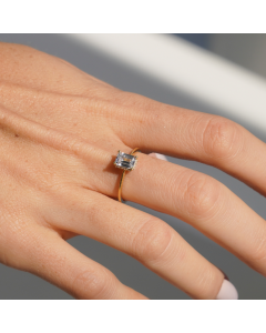 Real Gold Rectangle Side Stone Engagement and Wedding Ring 0206 (SIZE 8.5) R2209